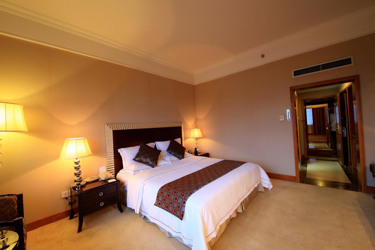 Country Garden Phoenix Hotel Jingmen Eksteriør billede